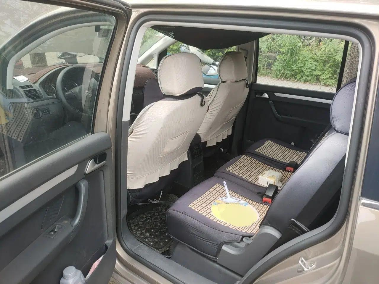 Volkswagen Touran 2015 1.4T Manual Fashion Edition 5-Seater — миниатюра 20