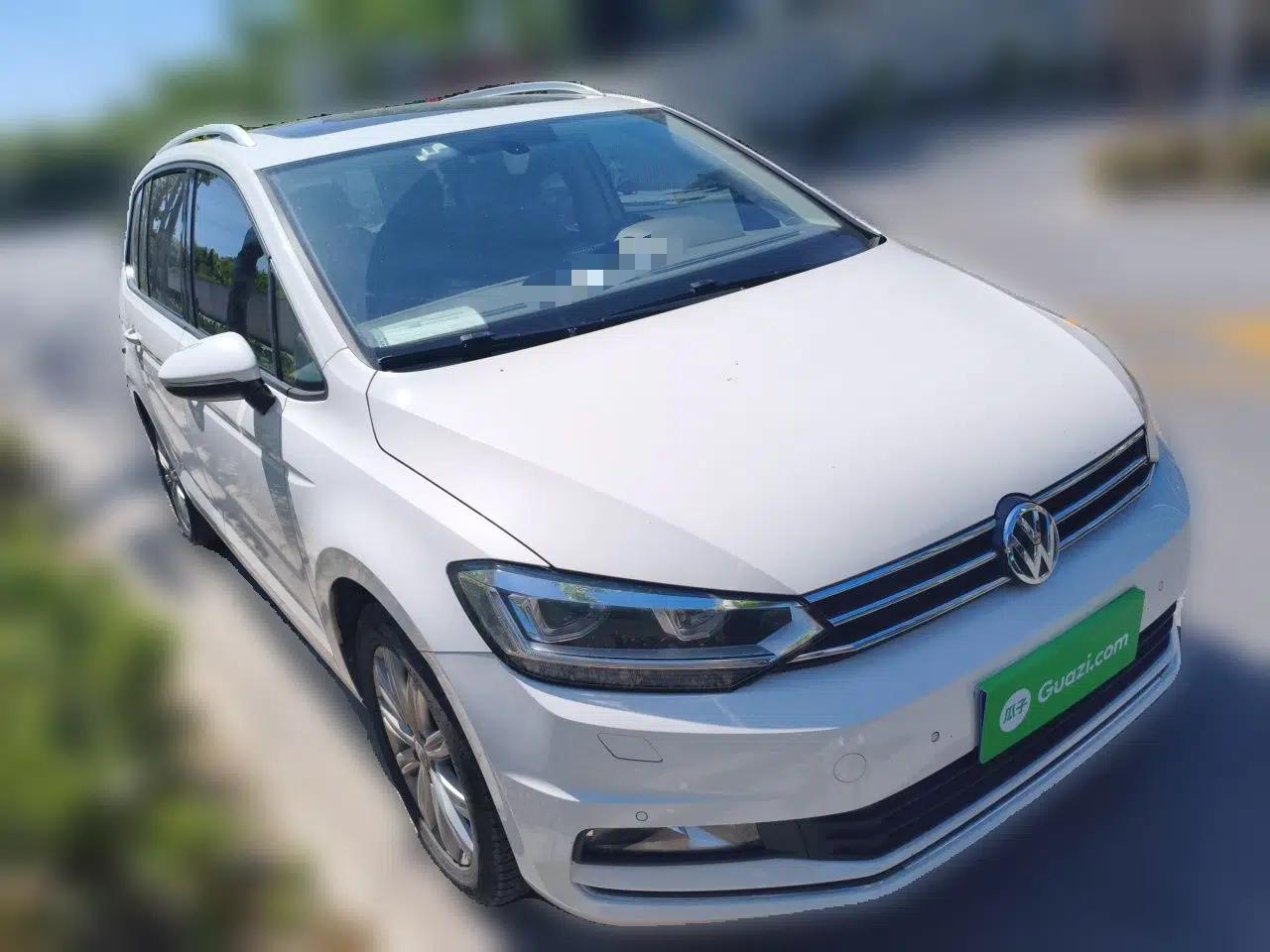 Volkswagen Touran 2018 Volkswagen Touran L 280TSI DSG Comfort Edition 7-seater — миниатюра 3