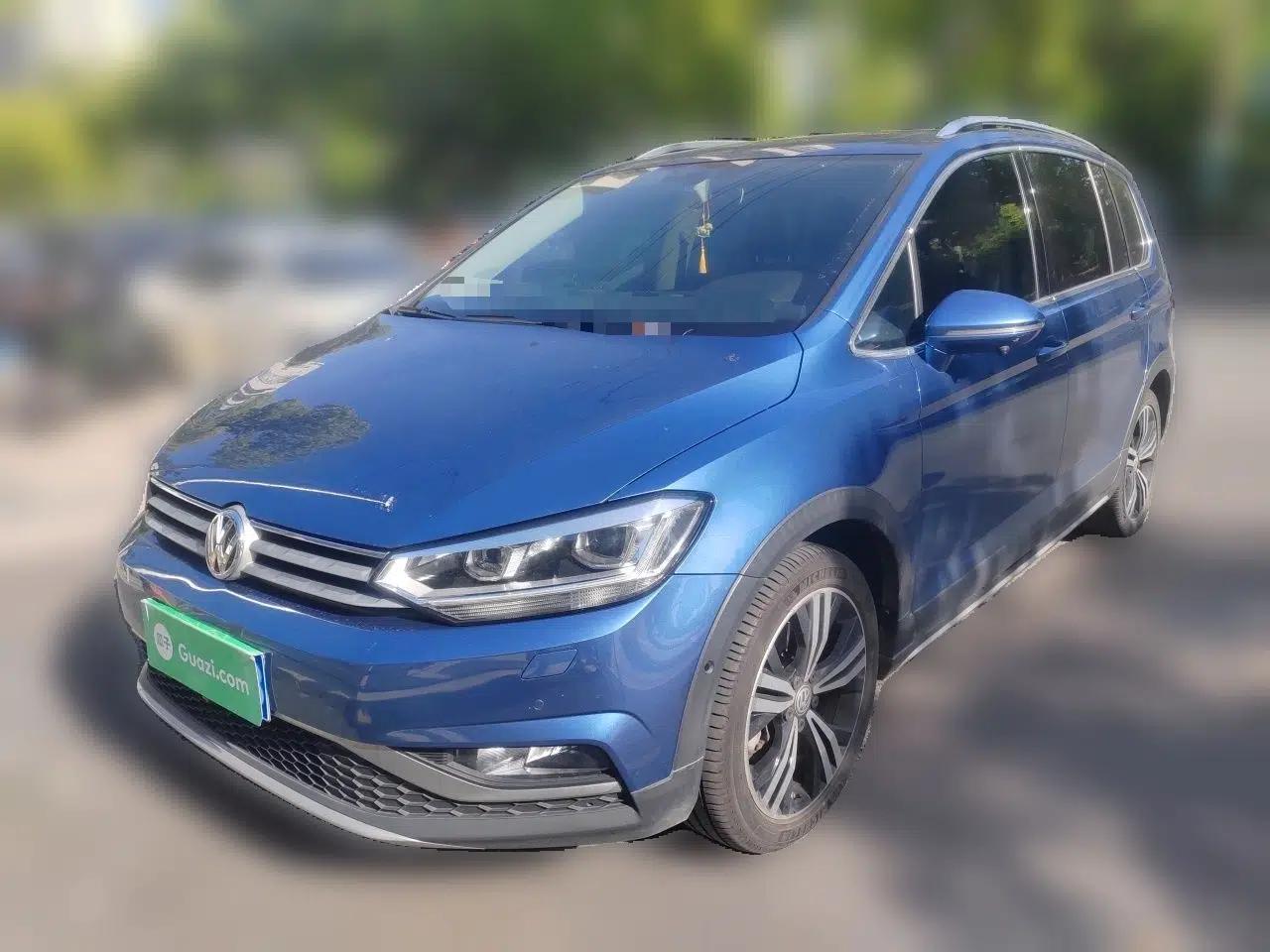 Volkswagen Touran 2018 Volkswagen Touran L 280TSI DSG Boundary Luxury Edition 7 Seats China VI Standard — миниатюра 1
