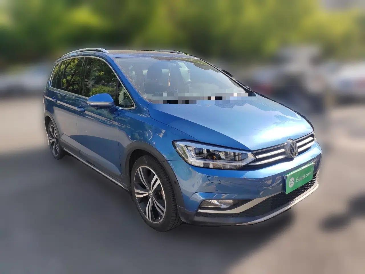 Volkswagen Touran 2018 Volkswagen Touran L 280TSI DSG Boundary Luxury Edition 7 Seats China VI Standard — миниатюра 3