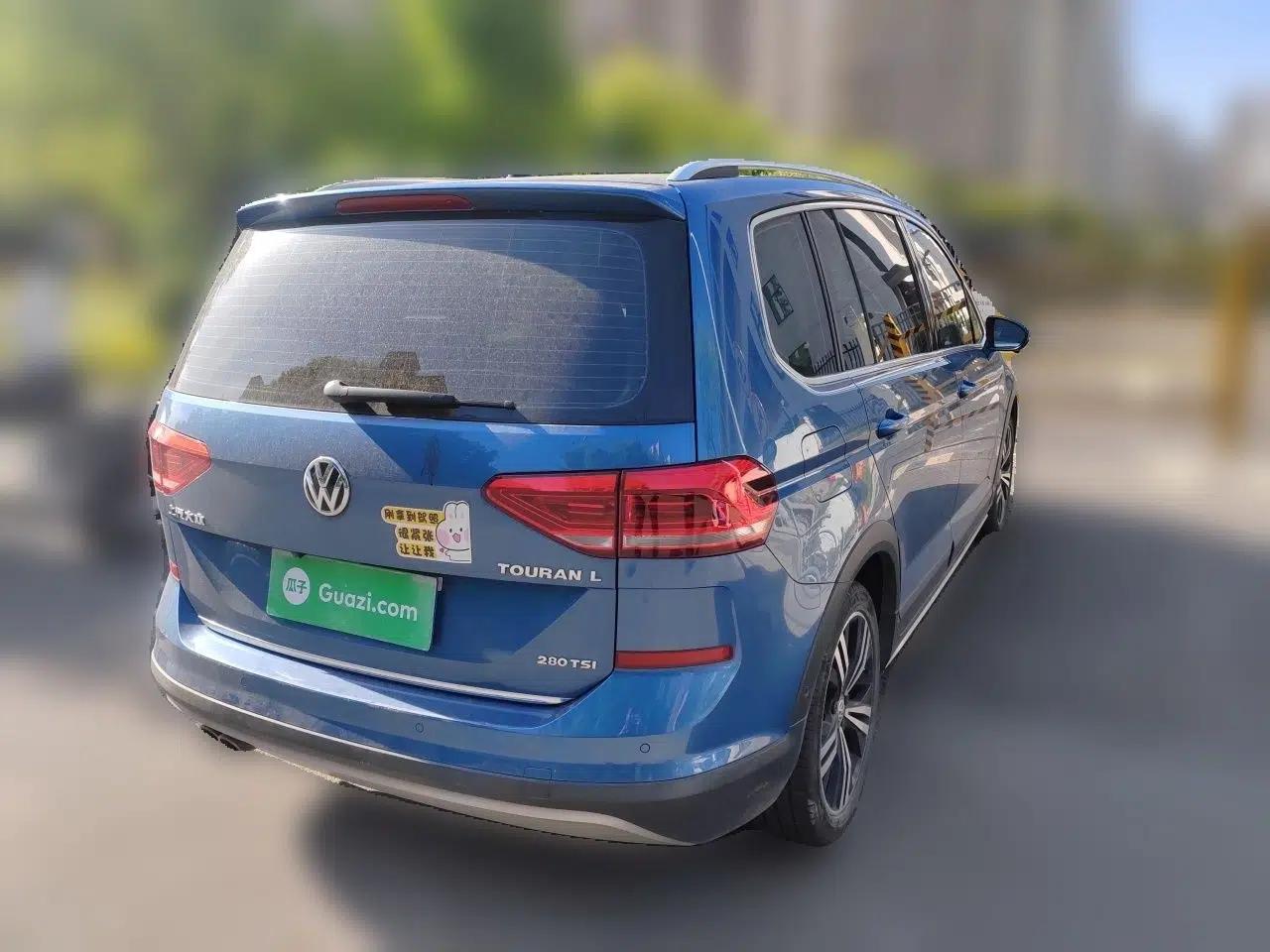 Volkswagen Touran 2018 Volkswagen Touran L 280TSI DSG Boundary Luxury Edition 7 Seats China VI Standard — миниатюра 6