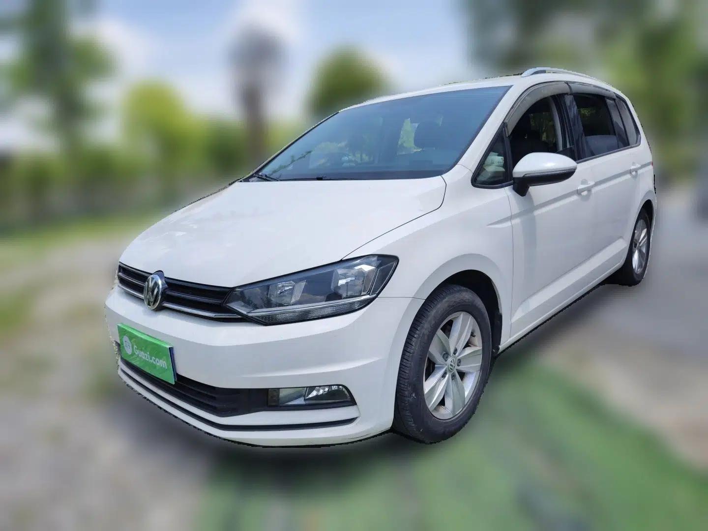 Volkswagen Touran 2016 Touran L 280TSI DSG Style Edition — миниатюра 1