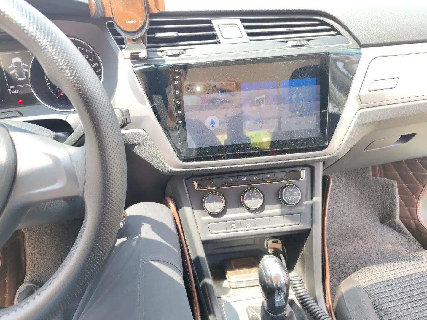 Volkswagen Touran 2016 Touran L 280TSI DSG Style Edition — миниатюра 14