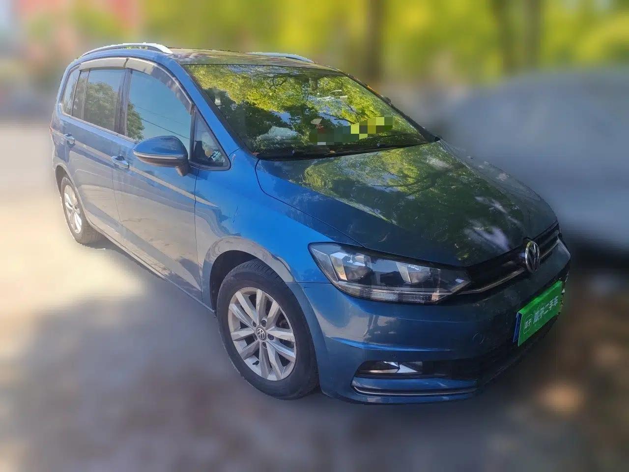 Volkswagen Touran 2018 Volkswagen Touran L 280TSI DSG Comfort Edition 7 Seats China V Emission Standard — миниатюра 3