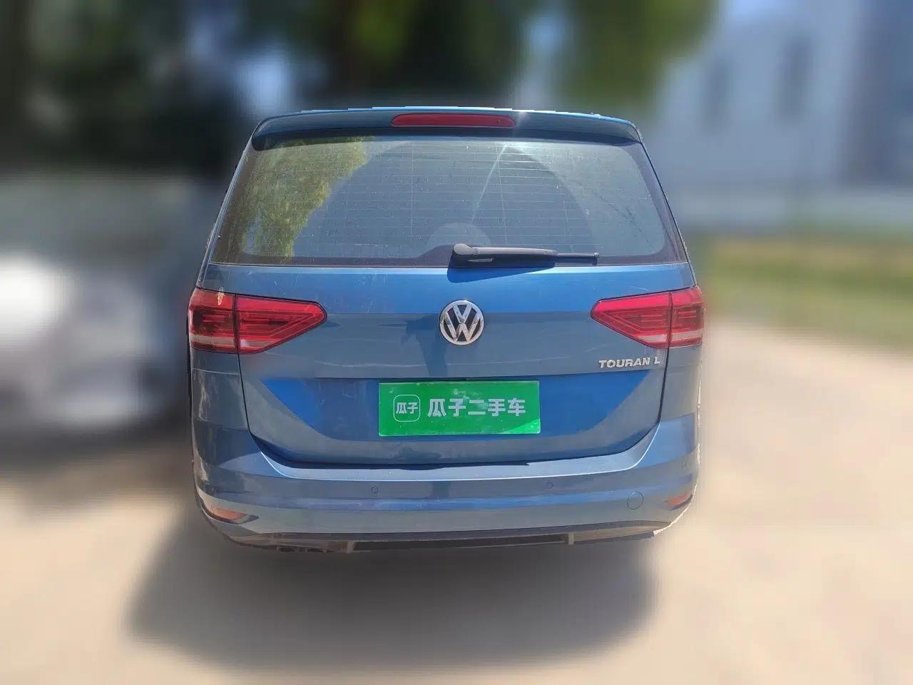 Volkswagen Touran 2018 Volkswagen Touran L 280TSI DSG Comfort Edition 7 Seats China V Emission Standard — миниатюра 5