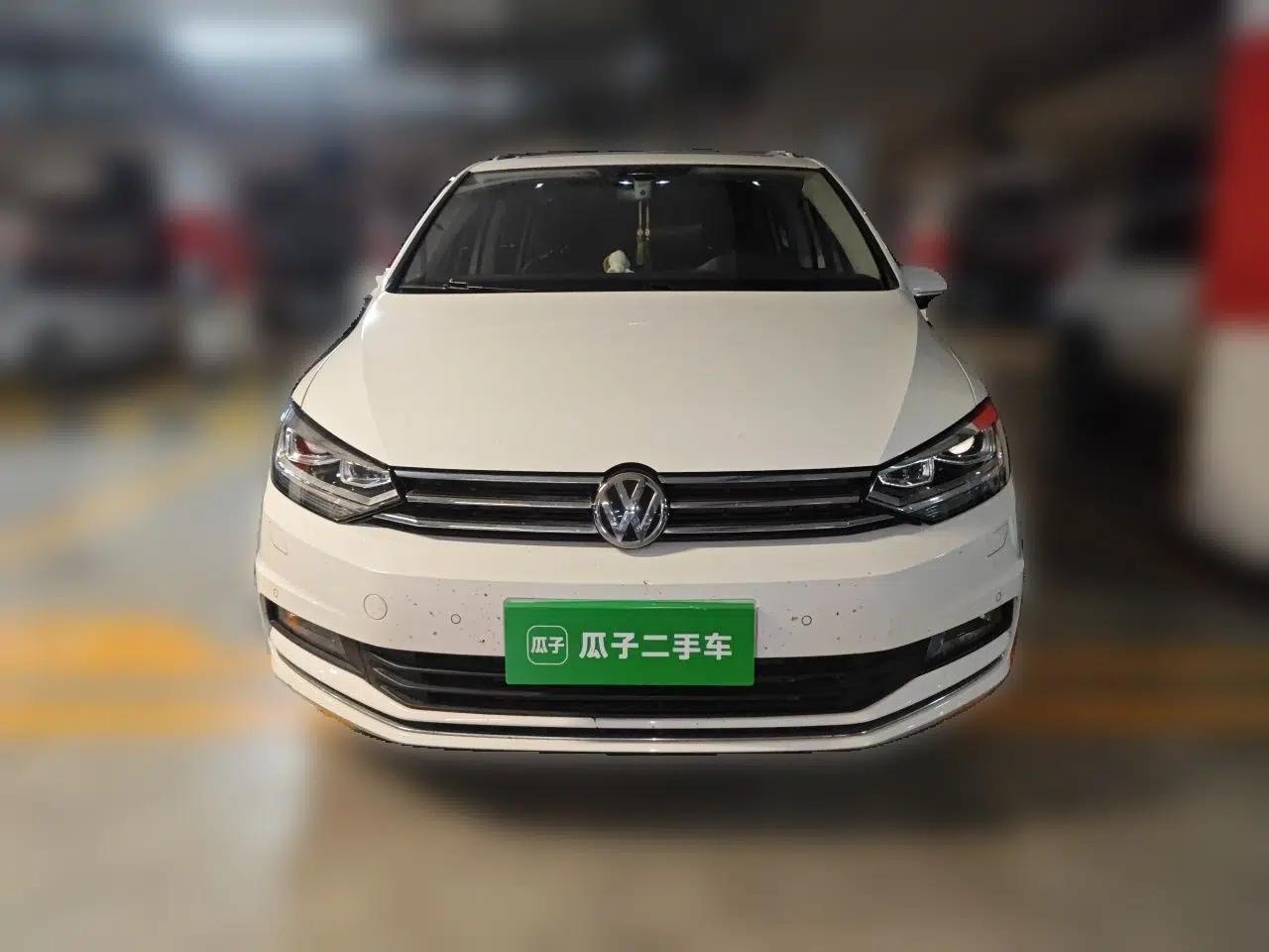 Volkswagen Touran 2018 Volkswagen Touran L 280TSI DSG Comfort Edition 7-seater — миниатюра 2