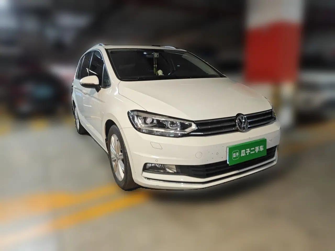 Volkswagen Touran 2018 Volkswagen Touran L 280TSI DSG Comfort Edition 7-seater — миниатюра 3