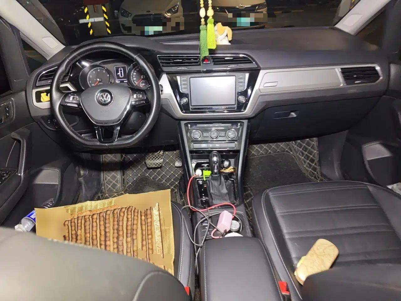 Volkswagen Touran 2018 Volkswagen Touran L 280TSI DSG Comfort Edition 7-seater — миниатюра 10