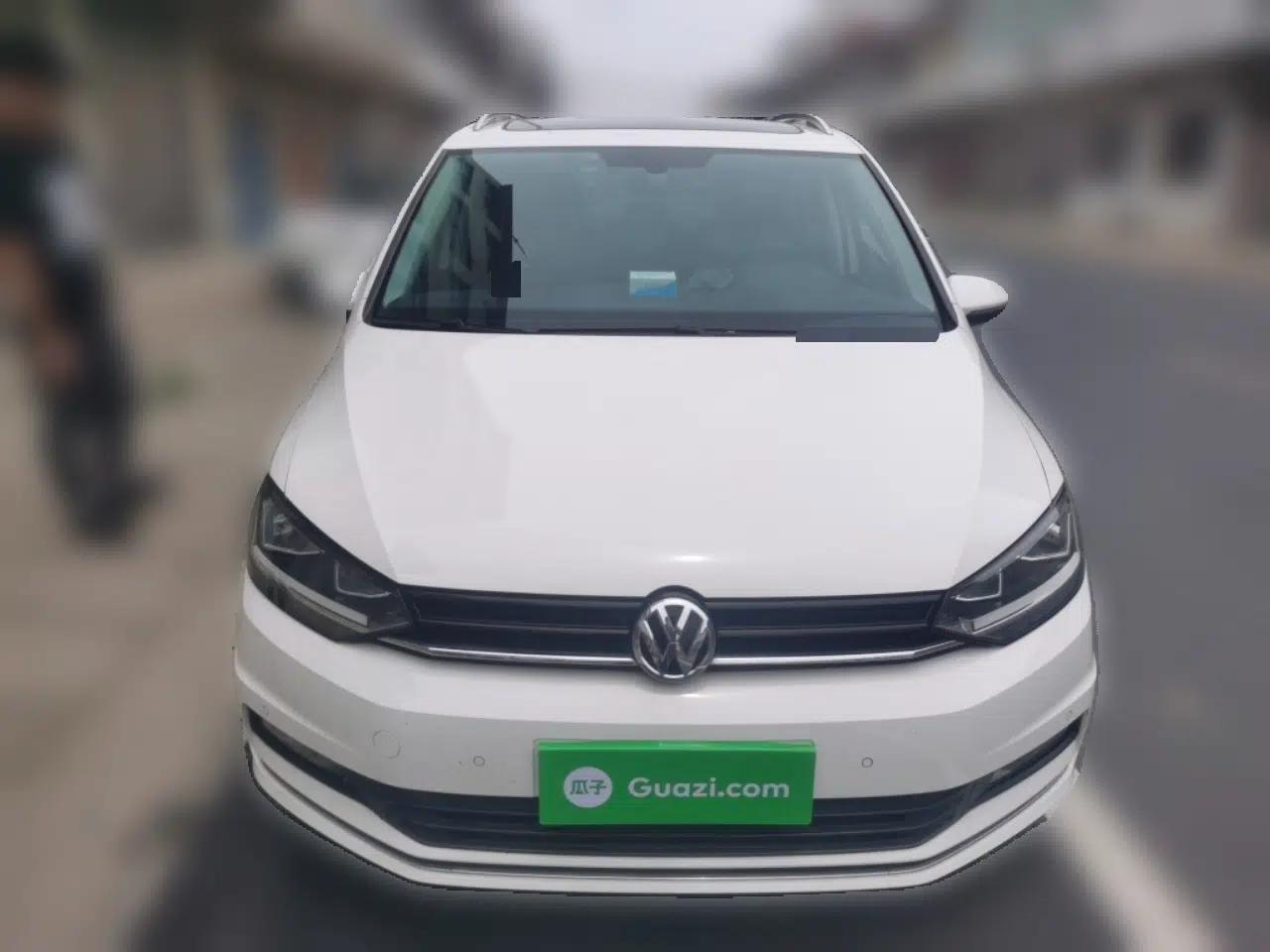 Volkswagen Touran 2018 Volkswagen Touran L 280TSI DSG Comfort Edition 7 Seats China VI Standard — миниатюра 2