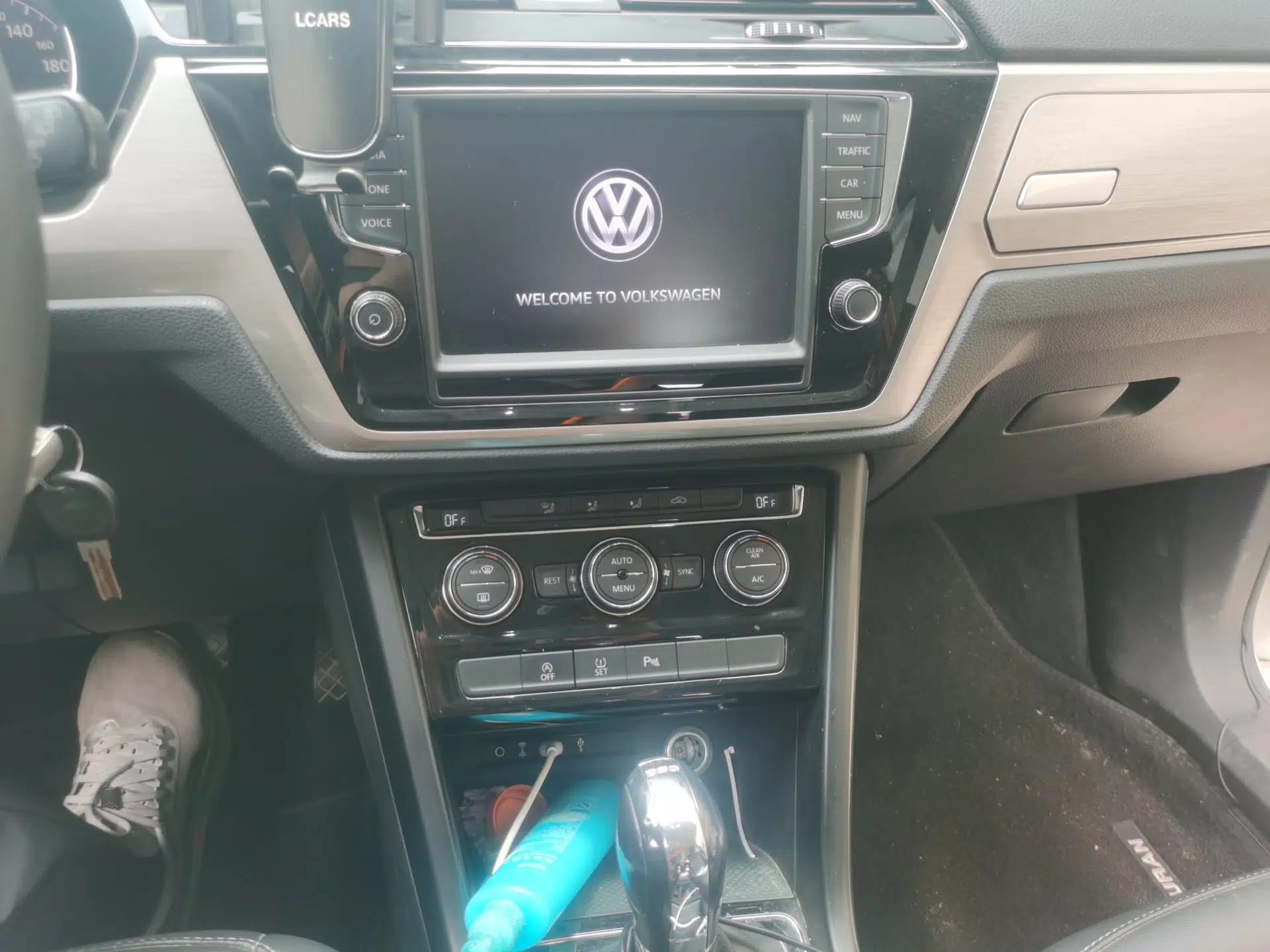 Volkswagen Touran 2018 Volkswagen Touran L 280TSI DSG Comfort Edition 7 Seats China VI Standard — миниатюра 14