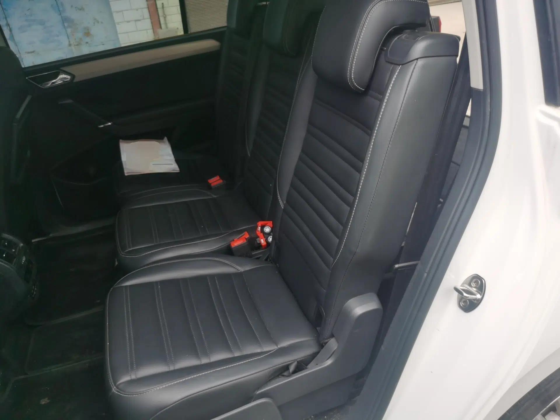 Volkswagen Touran 2018 Volkswagen Touran L 280TSI DSG Comfort Edition 7 Seats China VI Standard — миниатюра 18