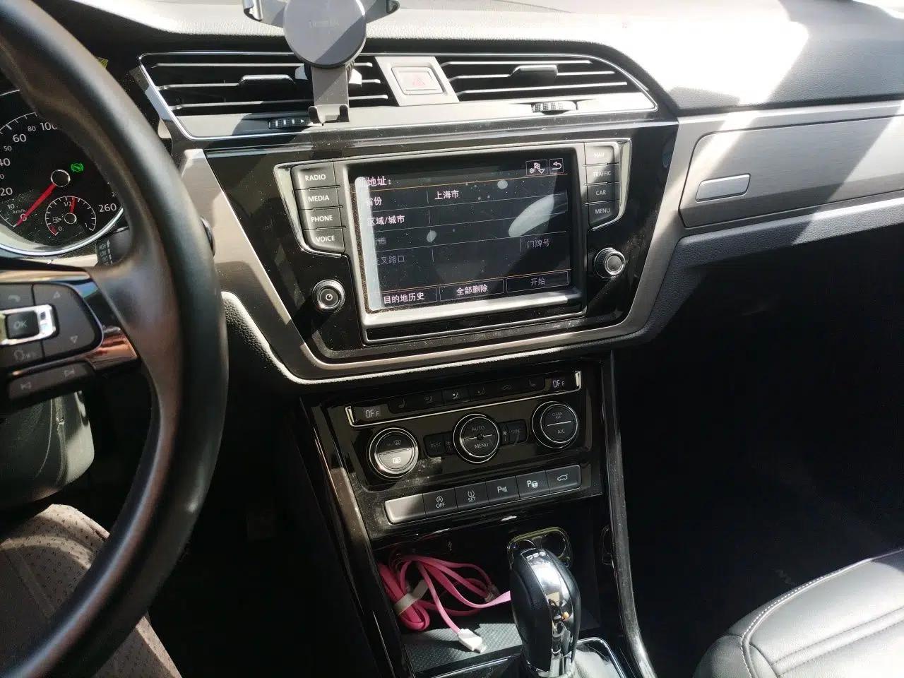 Volkswagen Touran 2018 Volkswagen Touran L 280TSI DSG Luxury Edition 7 Seats — миниатюра 14