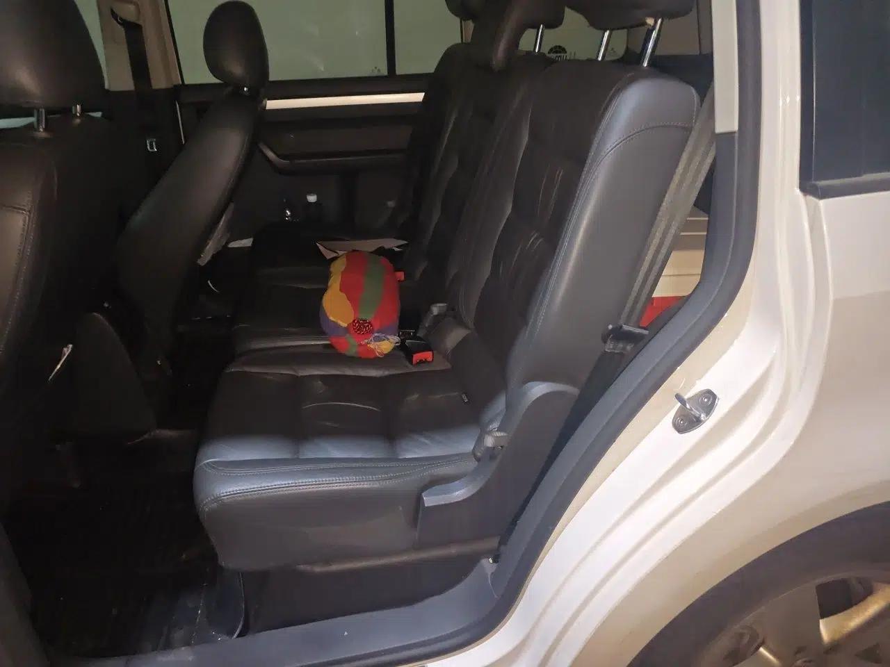 Volkswagen Touran 2015 1.4T DSG Comfort Edition 5 Seats — миниатюра 18