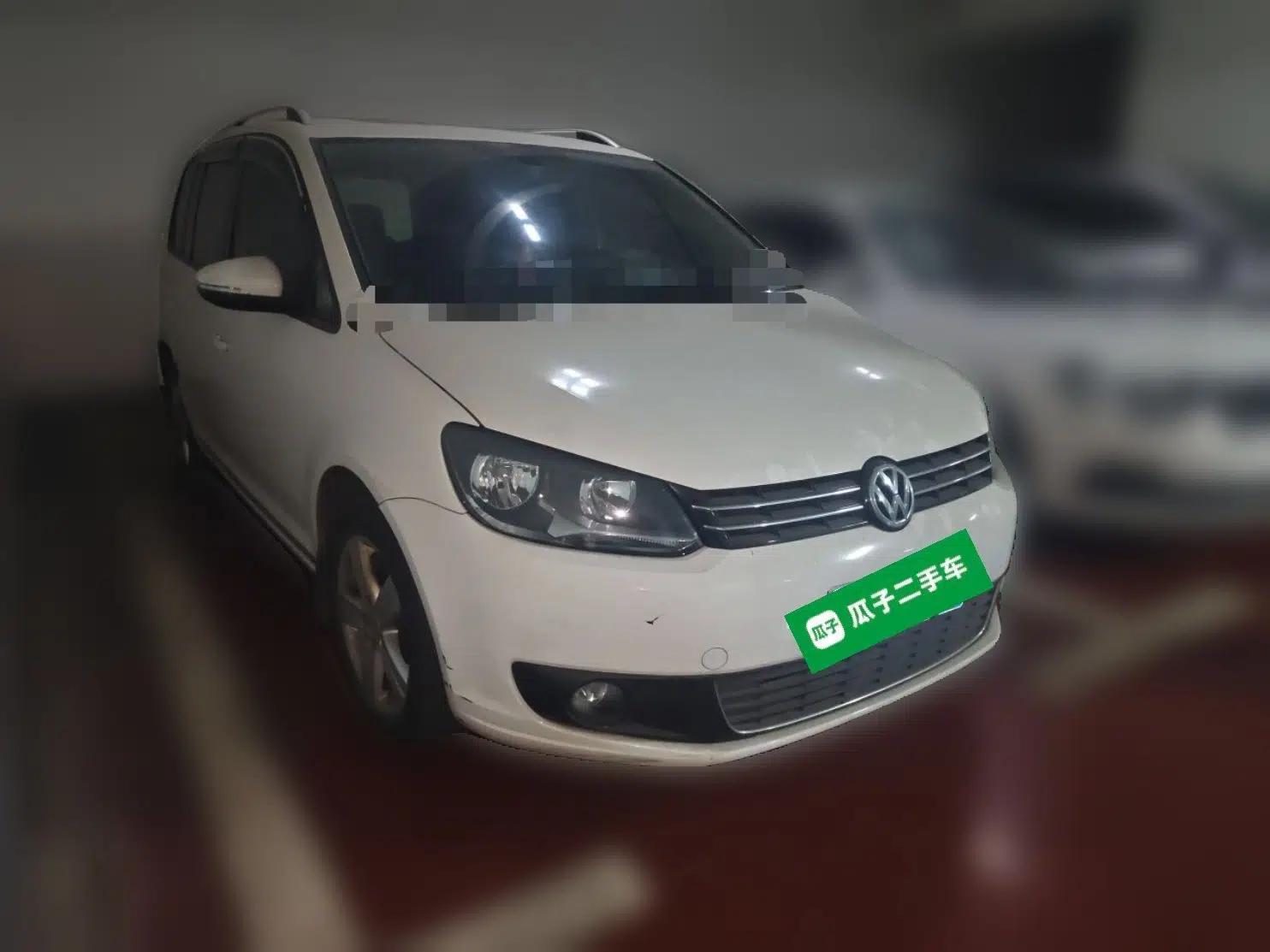 Volkswagen Touran 2015 1.4T DSG Comfort Edition 5 Seats — миниатюра 3