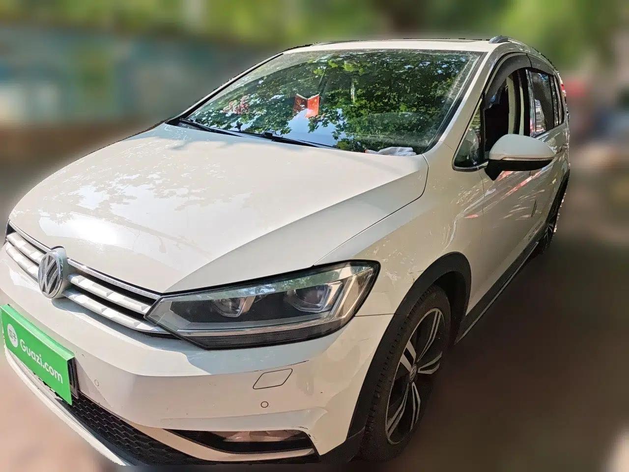 Volkswagen Touran 2018 Volkswagen Touran L 280TSI DSG Boundary Edition 7 Seats China VI Standard — миниатюра 1
