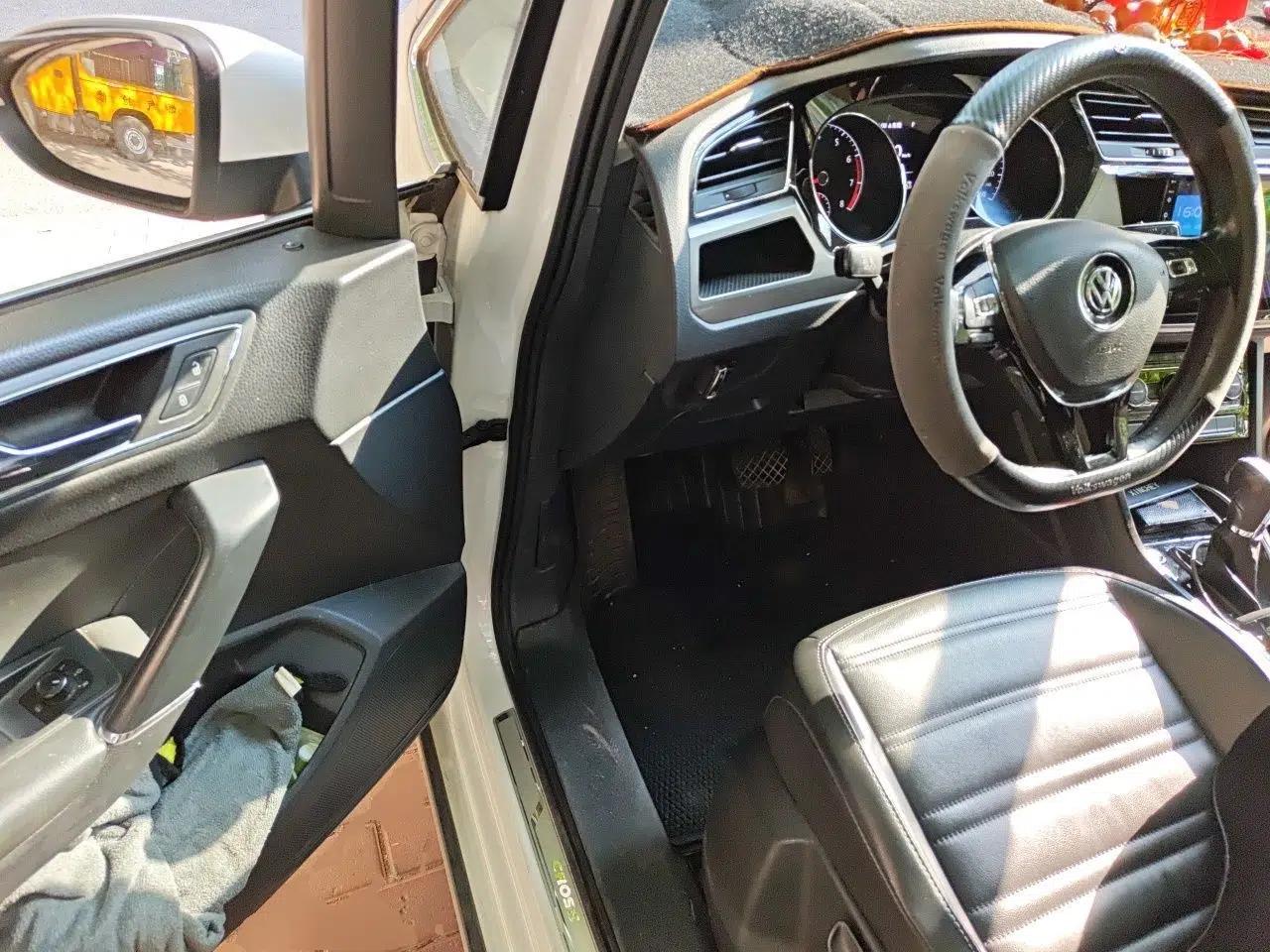 Volkswagen Touran 2018 Volkswagen Touran L 280TSI DSG Boundary Edition 7 Seats China VI Standard — миниатюра 17