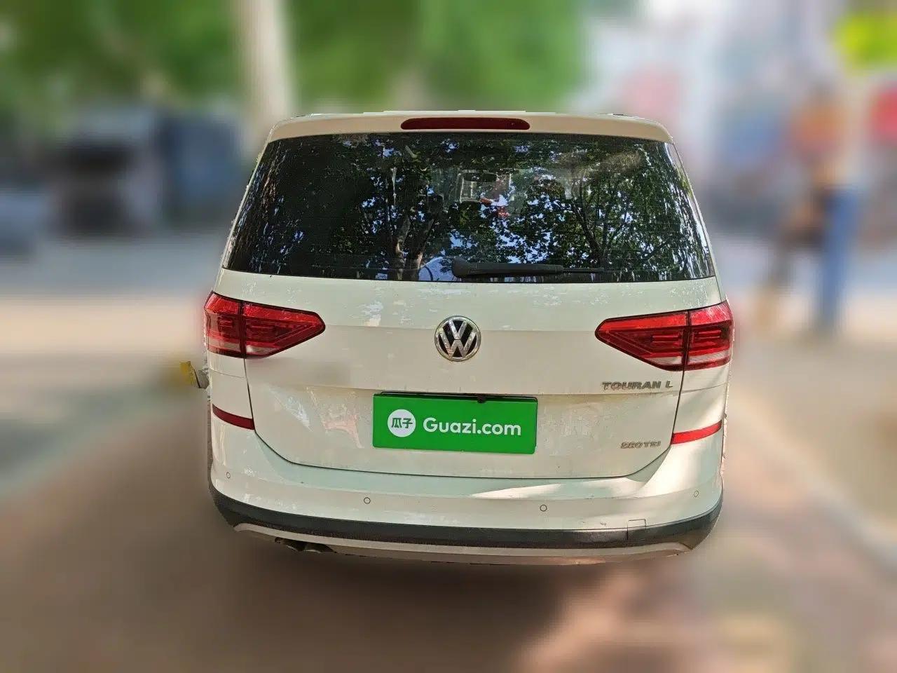 Volkswagen Touran 2018 Volkswagen Touran L 280TSI DSG Boundary Edition 7 Seats China VI Standard — миниатюра 5