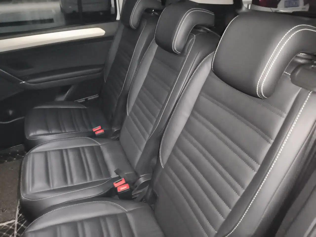 Volkswagen Touran 2021 Volkswagen Touran L 280TSI DSG Boundary Edition 7-Seater — миниатюра 18