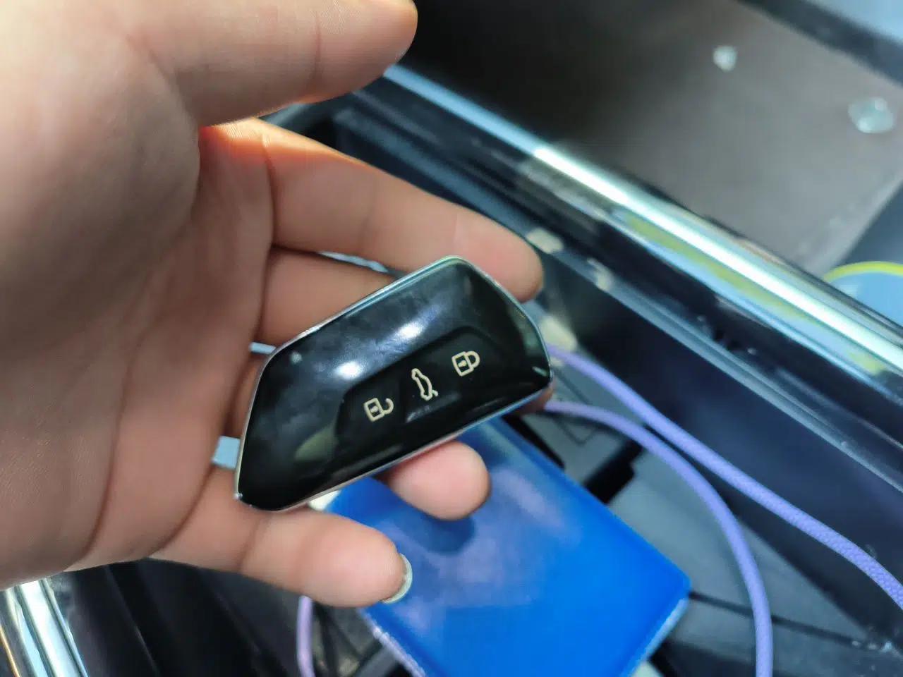 Volkswagen ID.4 X 2023 Ultra-Intelligent Long-Range Version — миниатюра 9
