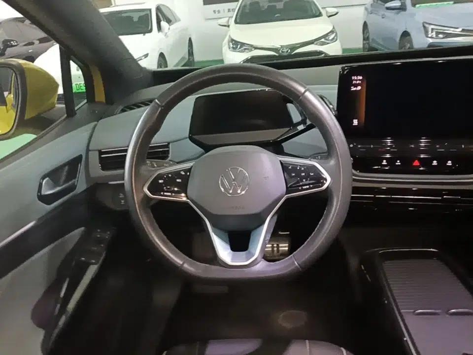 Volkswagen ID.4 X 2022 Pure Long-Range Version — миниатюра 13
