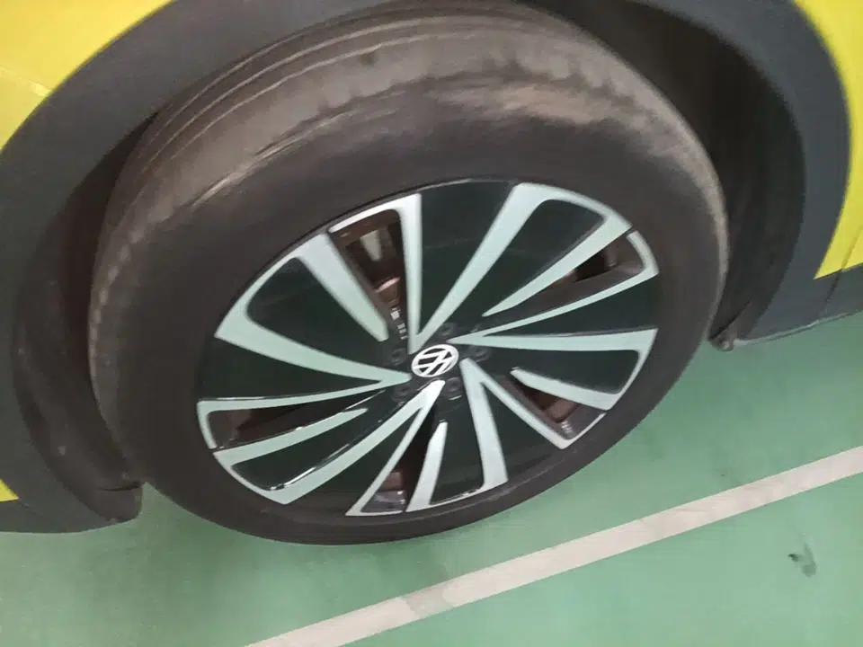 Volkswagen ID.4 X 2022 Pure Long-Range Version — миниатюра 9