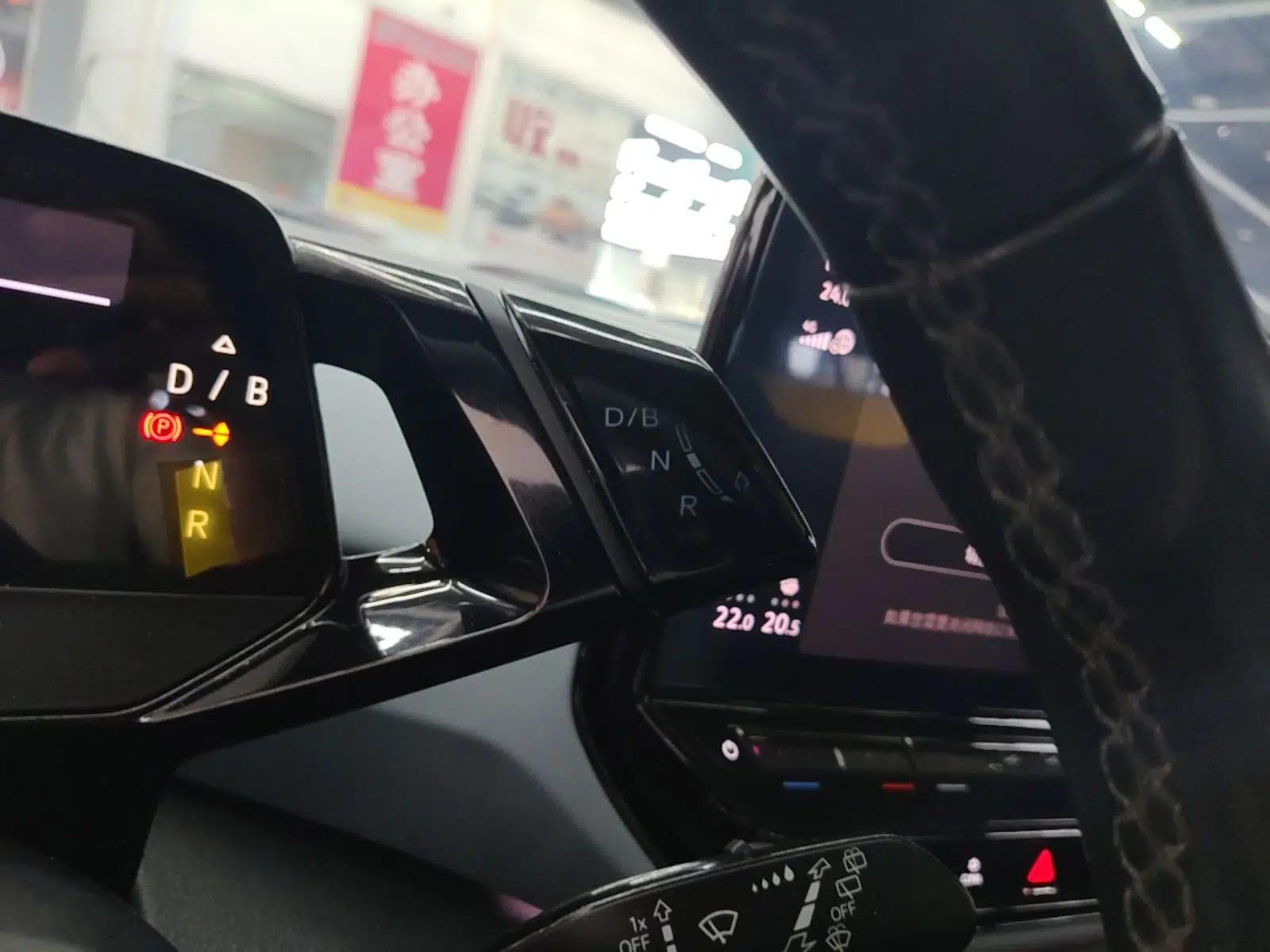 Volkswagen ID.4 X 2022 Smart Enjoyment Long-Range Edition — миниатюра 17
