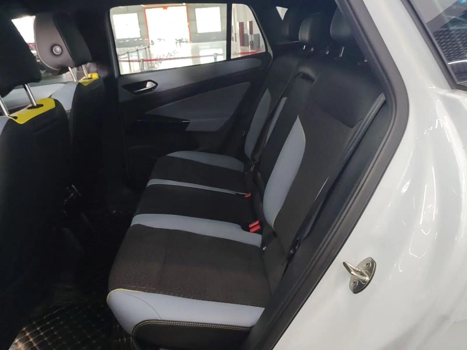Volkswagen ID.4 X 2022 Smart Enjoyment Long-Range Edition — миниатюра 20