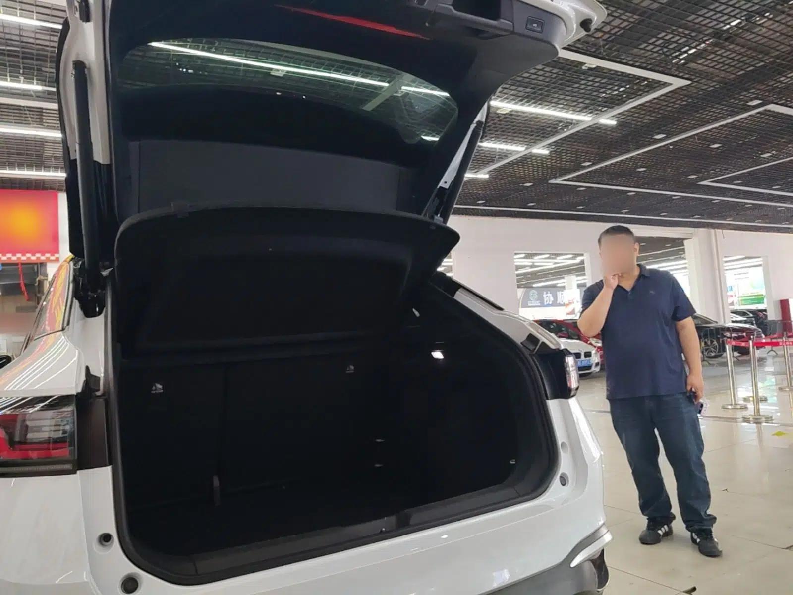 Volkswagen ID.4 X 2022 Smart Enjoyment Long-Range Edition — миниатюра 22