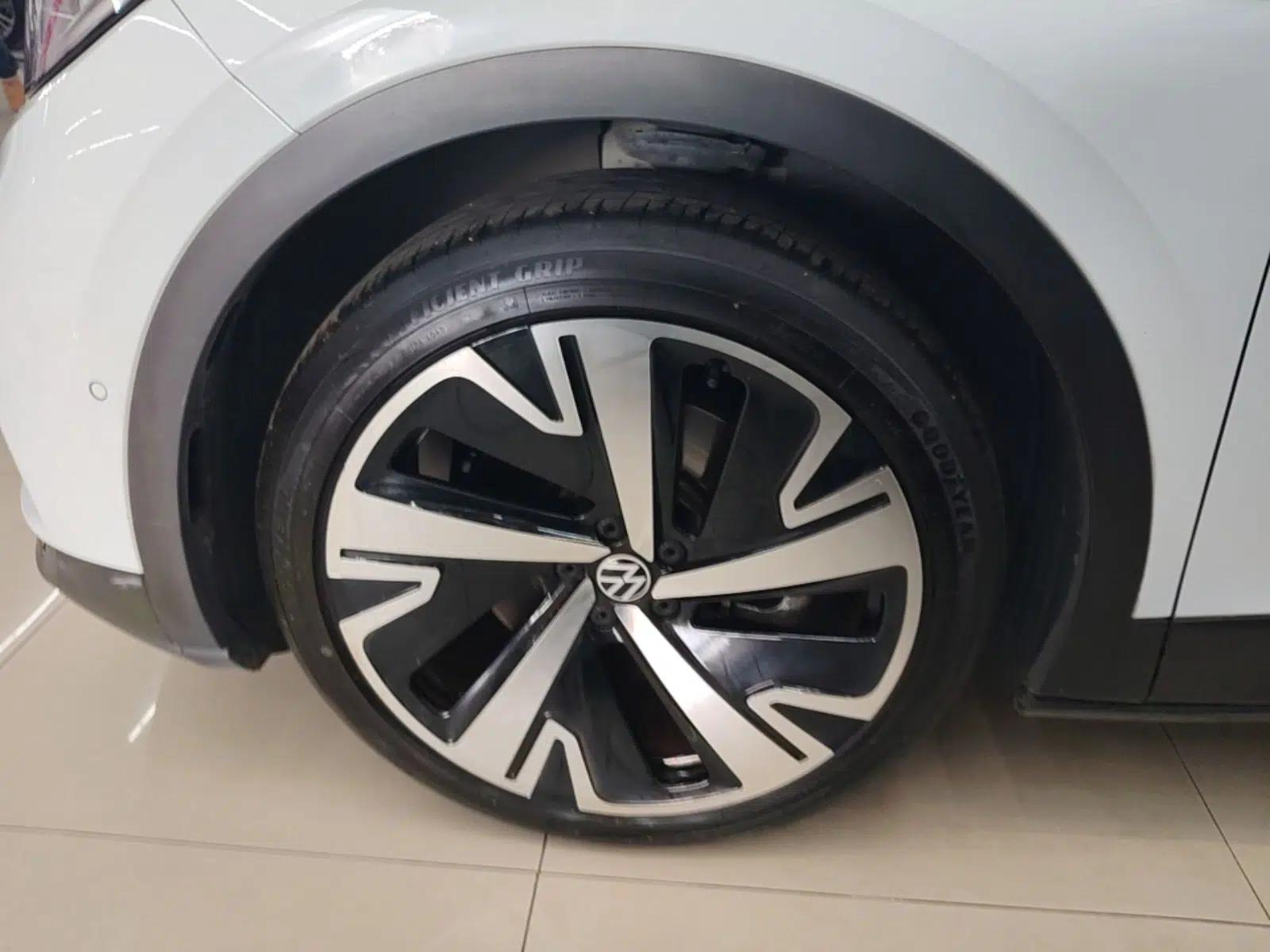 Volkswagen ID.4 X 2022 Smart Enjoyment Long-Range Edition — миниатюра 8