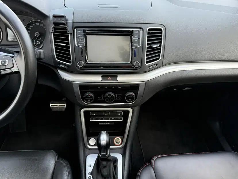 Volkswagen Sharan 2018 Revised Version 380TSI Comfort Edition 7-Seater — миниатюра 15