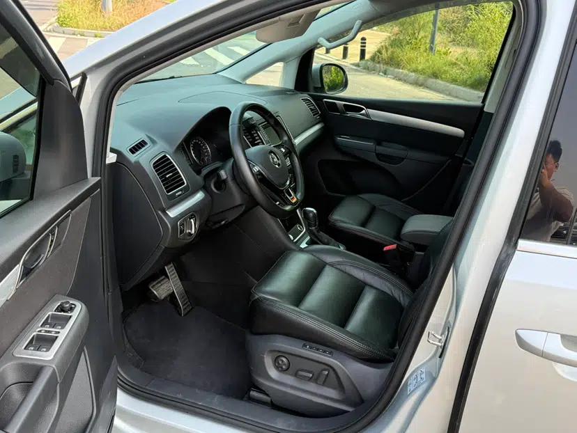 Volkswagen Sharan 2018 Revised Version 380TSI Comfort Edition 7-Seater — миниатюра 22