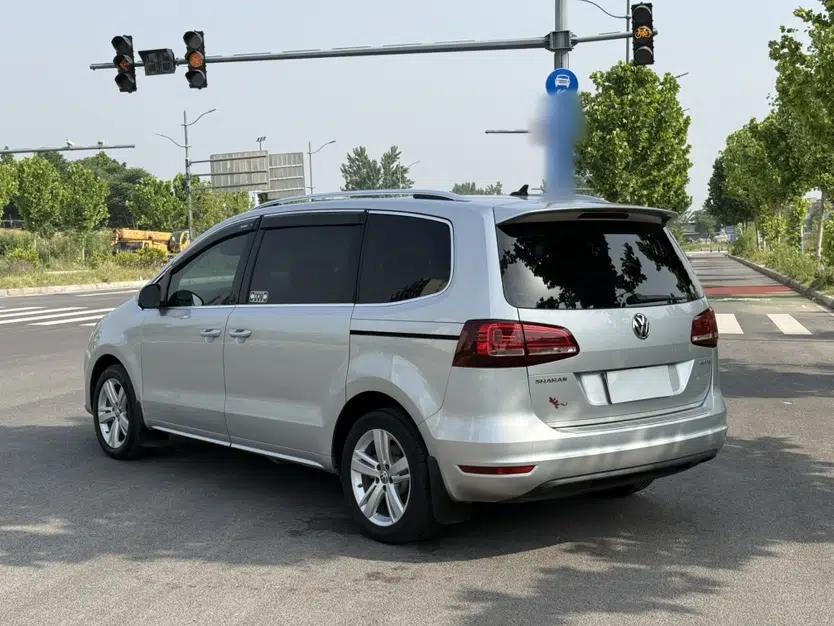 Volkswagen Sharan 2018 Revised Version 380TSI Comfort Edition 7-Seater — миниатюра 5