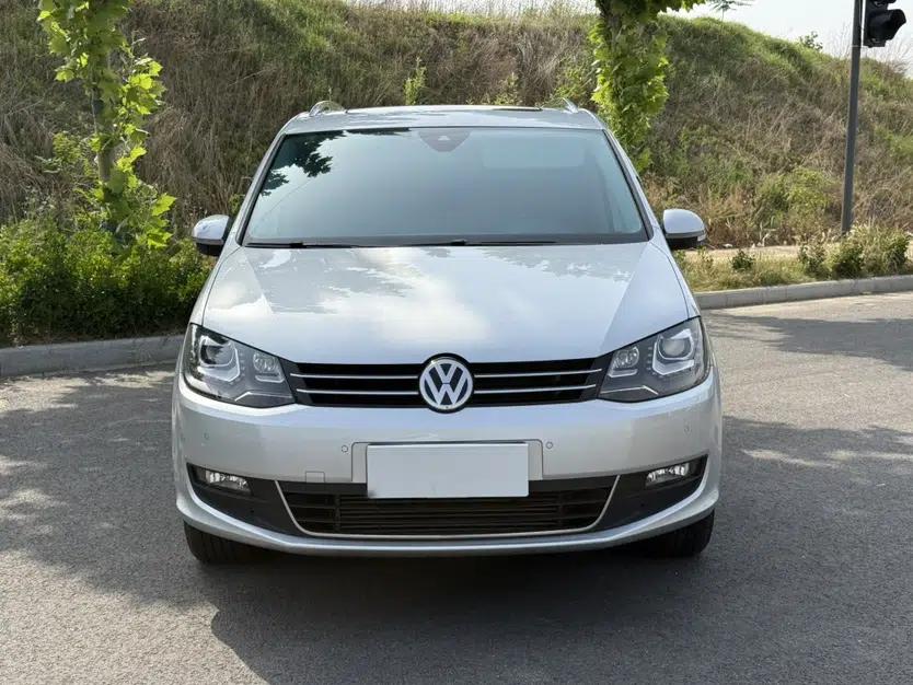 Volkswagen Sharan 2018 Revised Version 380TSI Comfort Edition 7-Seater — миниатюра 6