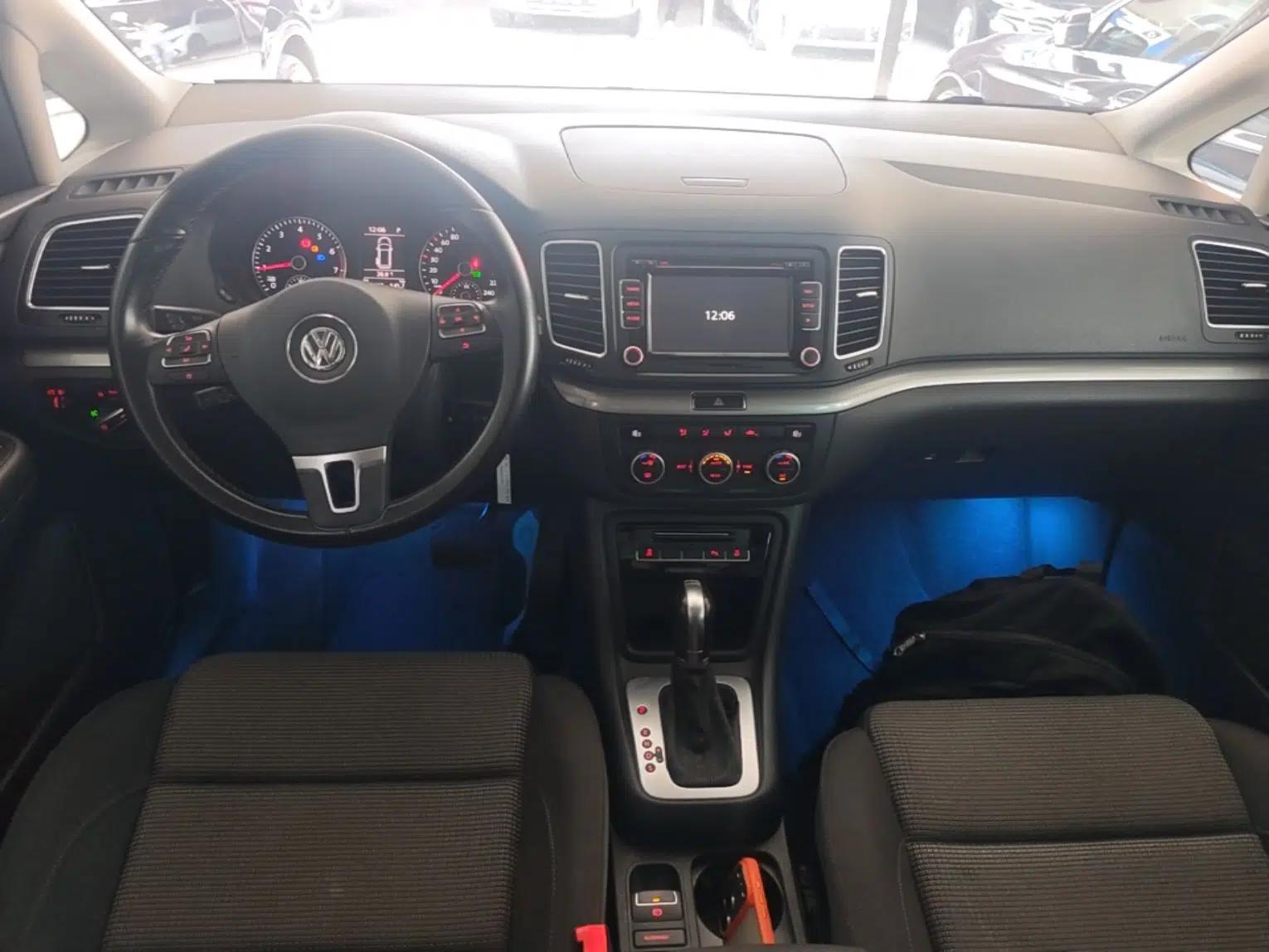 Volkswagen Sharan 2014 2.0 TSI Standard Model — миниатюра 12