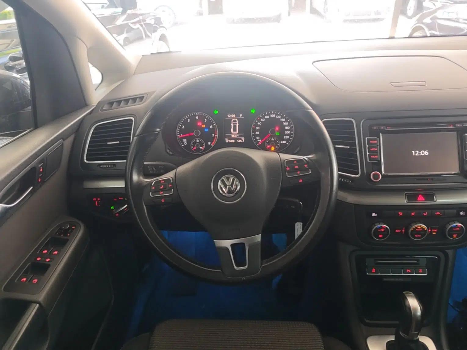 Volkswagen Sharan 2014 2.0 TSI Standard Model — миниатюра 13