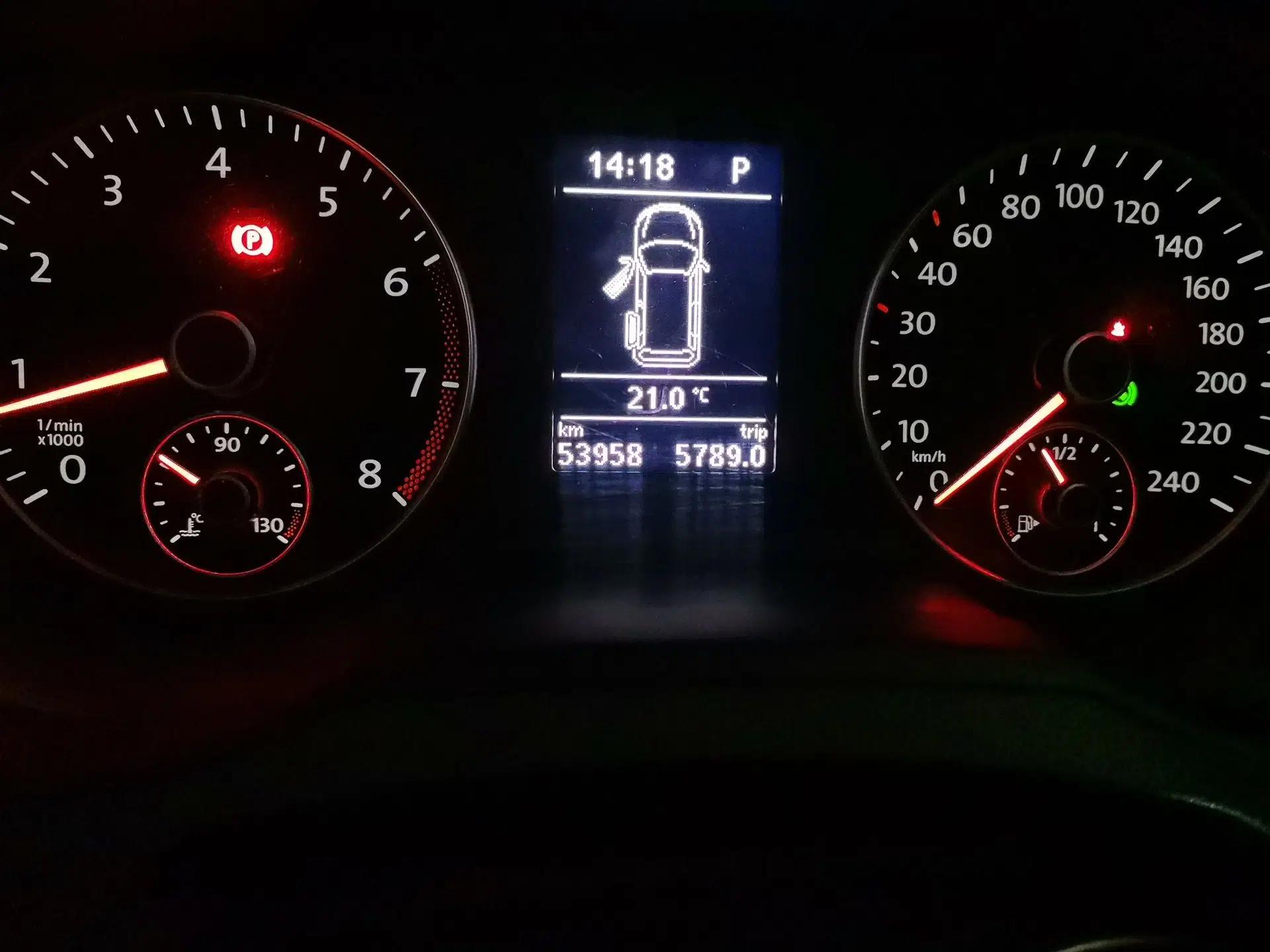 Volkswagen Sharan 2019 380TSI Comfort Edition 7-Seater — миниатюра 13