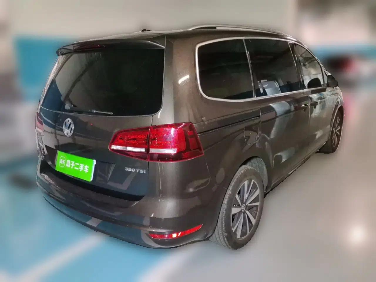 Volkswagen Sharan 2019 380TSI Comfort Edition 7-Seater — миниатюра 6
