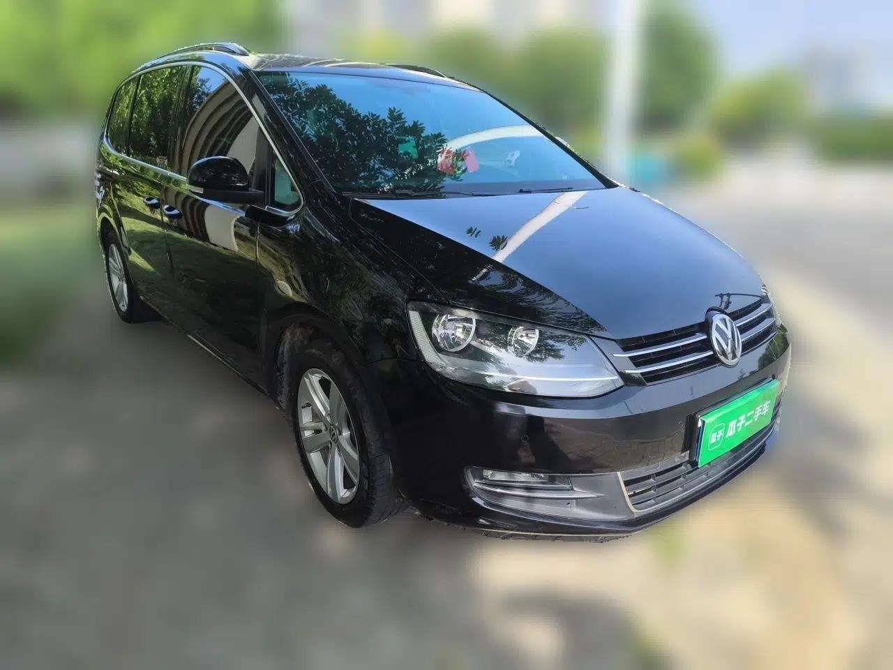 Volkswagen Sharan 2018 380TSI Enjoyment Edition Premium 7-Seater — миниатюра 3