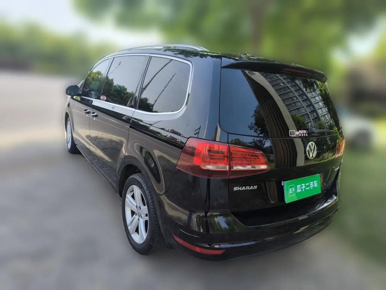 Volkswagen Sharan 2018 380TSI Enjoyment Edition Premium 7-Seater — миниатюра 4