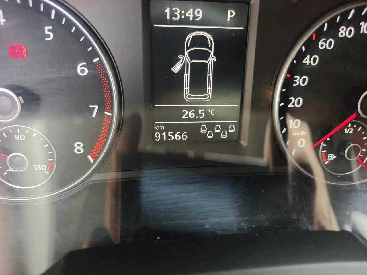 Volkswagen Sharan 2013 1.8TSI Standard Model — миниатюра 13