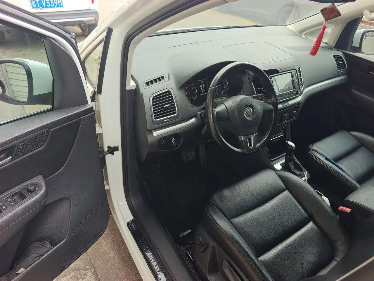 Volkswagen Sharan 2013 1.8TSI Standard Model — миниатюра 17