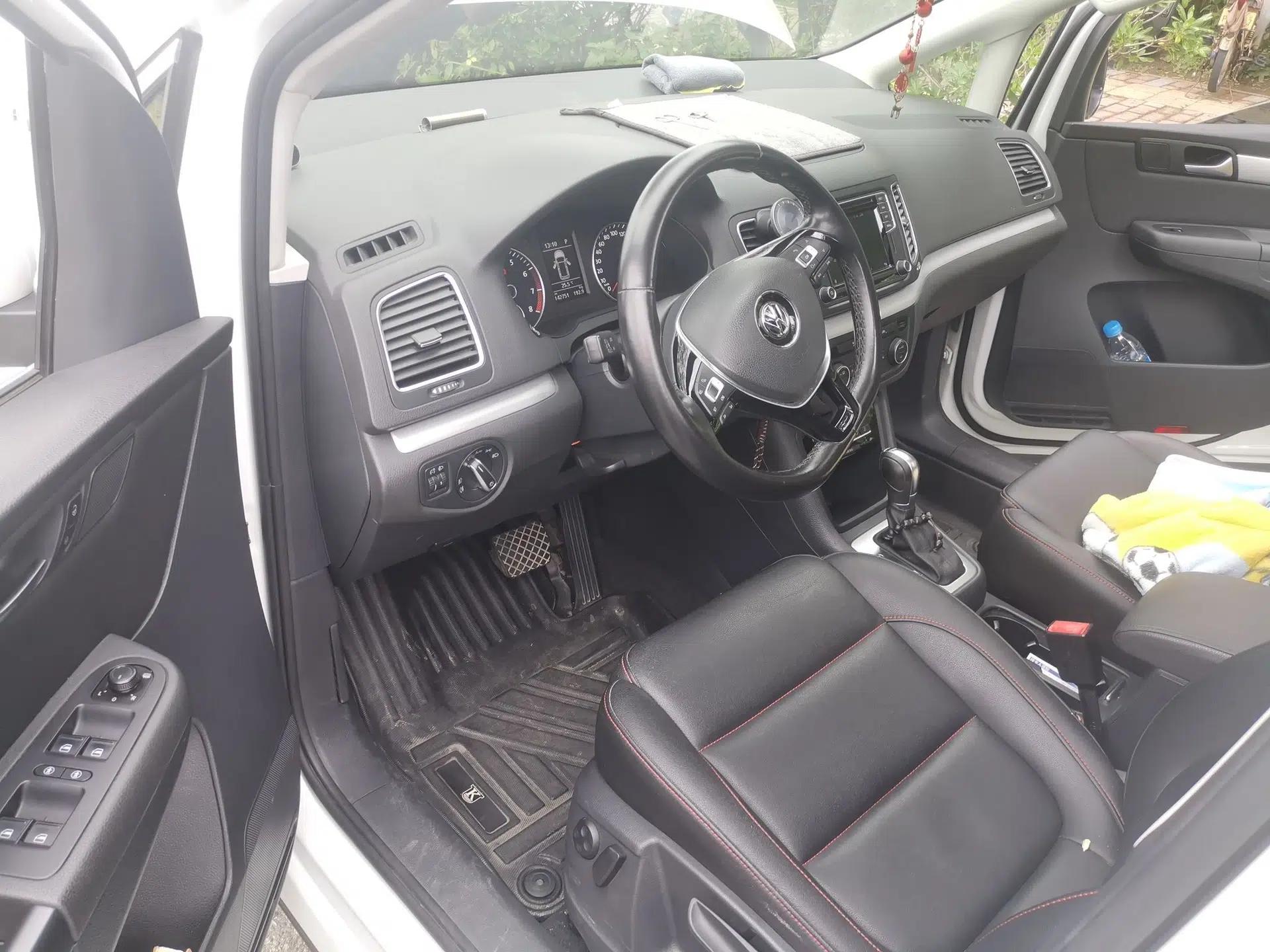 Volkswagen Sharan 2018 380TSI Comfort Edition 7-Seater — миниатюра 17