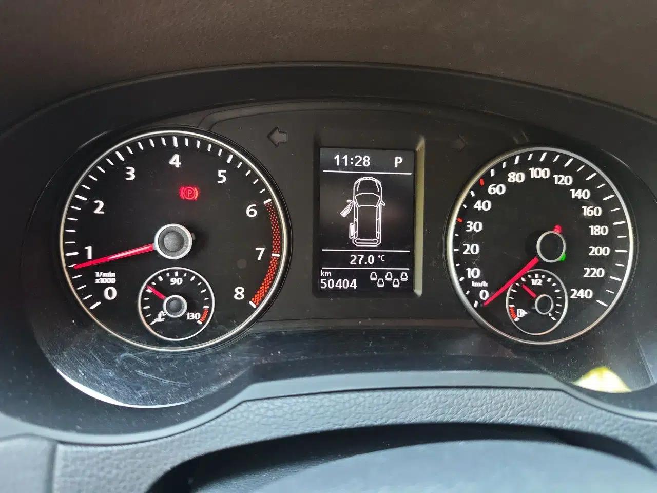 Volkswagen Sharan 2018 Revised Version 380TSI Comfort Edition 7-Seater — миниатюра 12