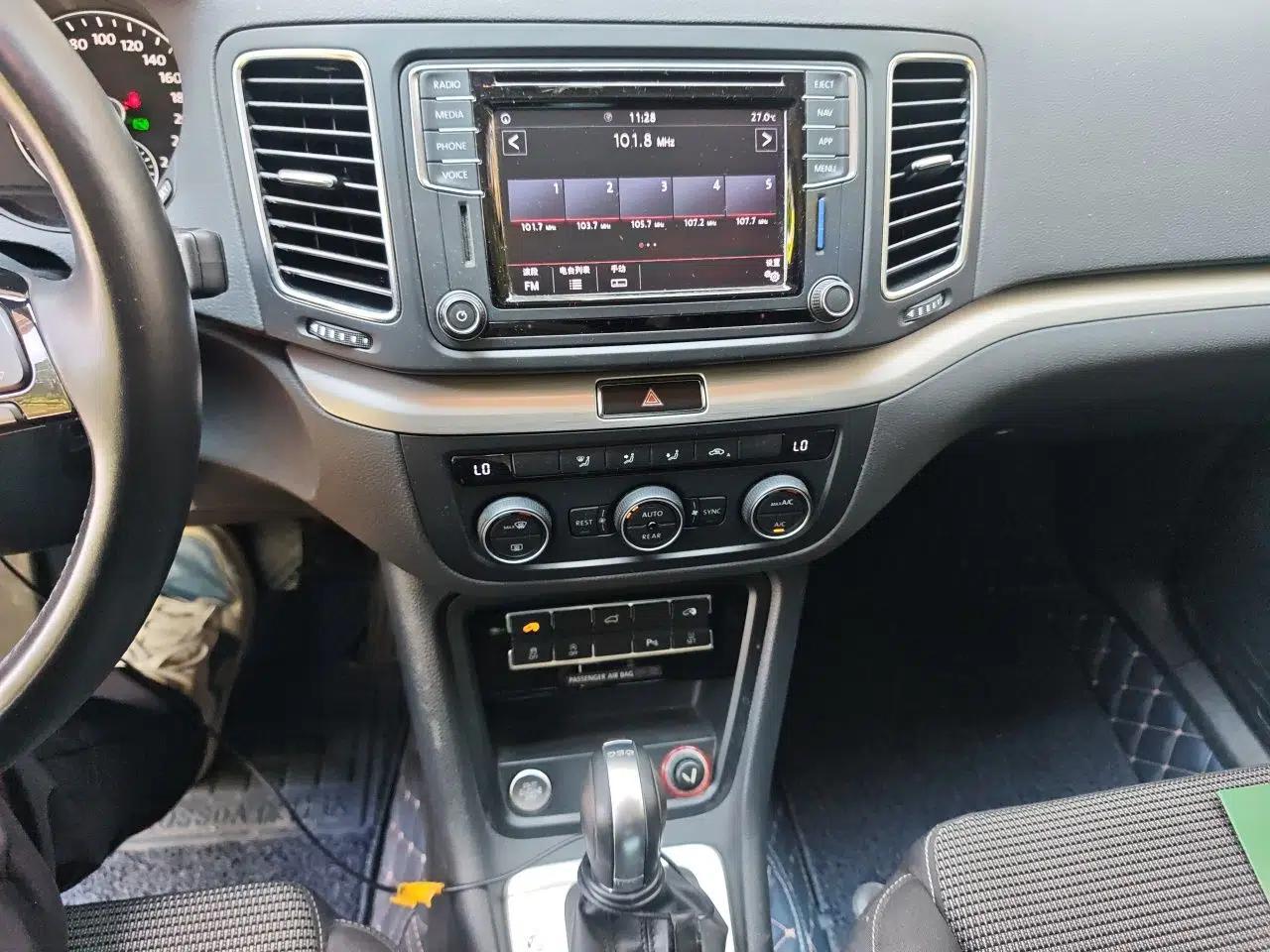 Volkswagen Sharan 2018 Revised Version 380TSI Comfort Edition 7-Seater — миниатюра 14
