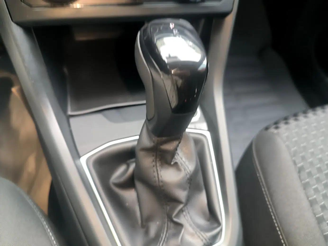 Volkswagen Tacqua 2020 1.5L Automatic Shang — миниатюра 17