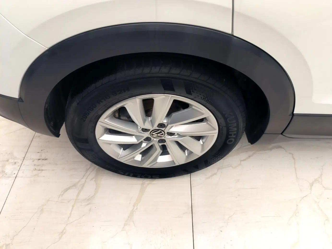 Volkswagen Tacqua 2020 1.5L Automatic Shang — миниатюра 10