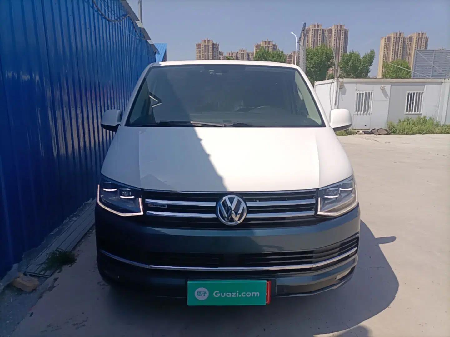 Volkswagen Multivan 2018 2.0 TSI Four-Wheel Drive Comfort Edition 7-Seater — миниатюра 2
