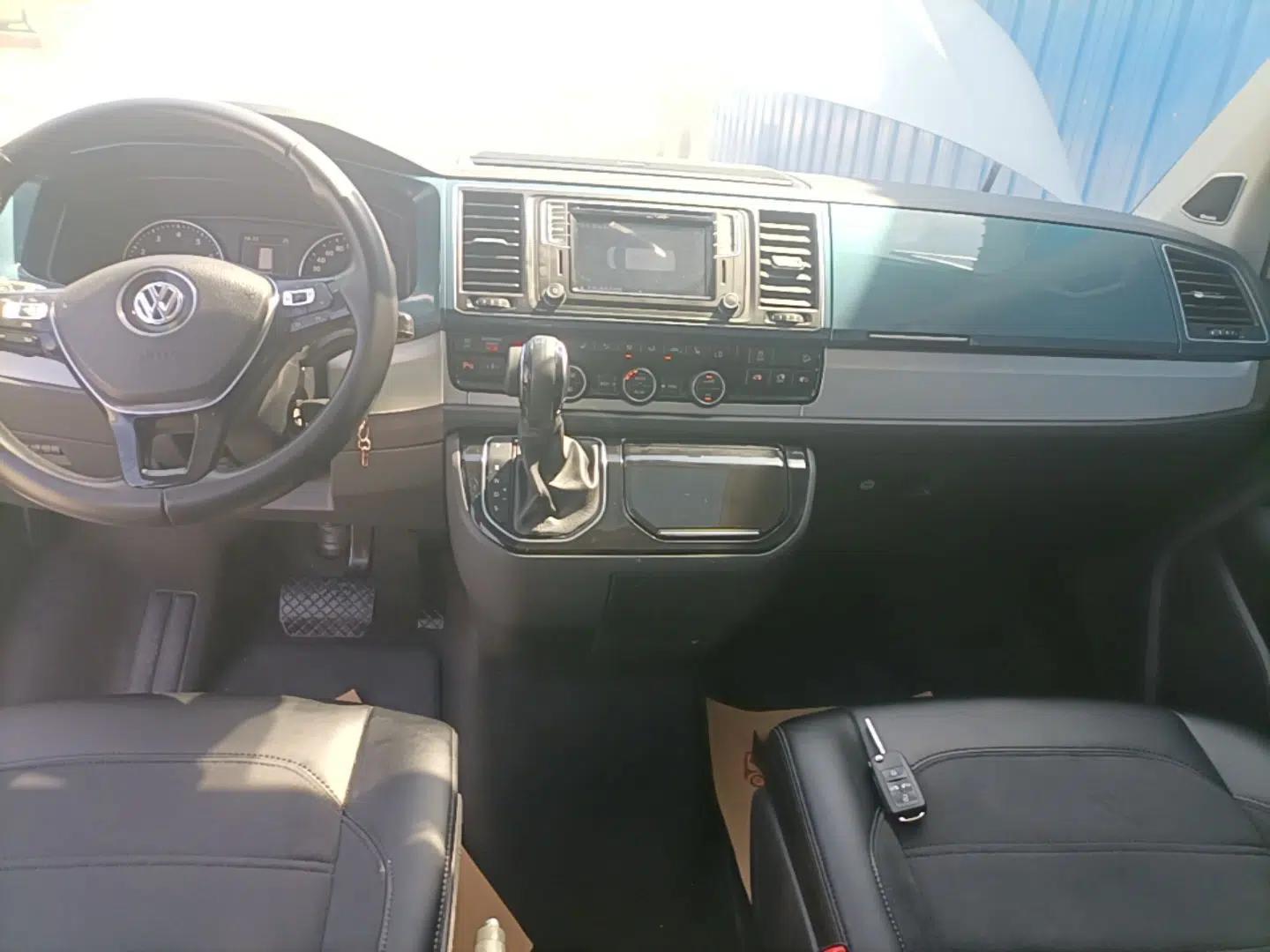 Volkswagen Multivan 2018 2.0 TSI Four-Wheel Drive Comfort Edition 7-Seater — миниатюра 16