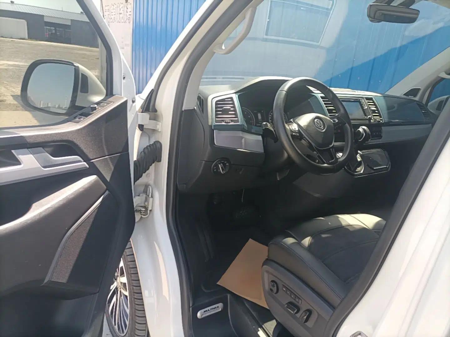 Volkswagen Multivan 2018 2.0 TSI Four-Wheel Drive Comfort Edition 7-Seater — миниатюра 19