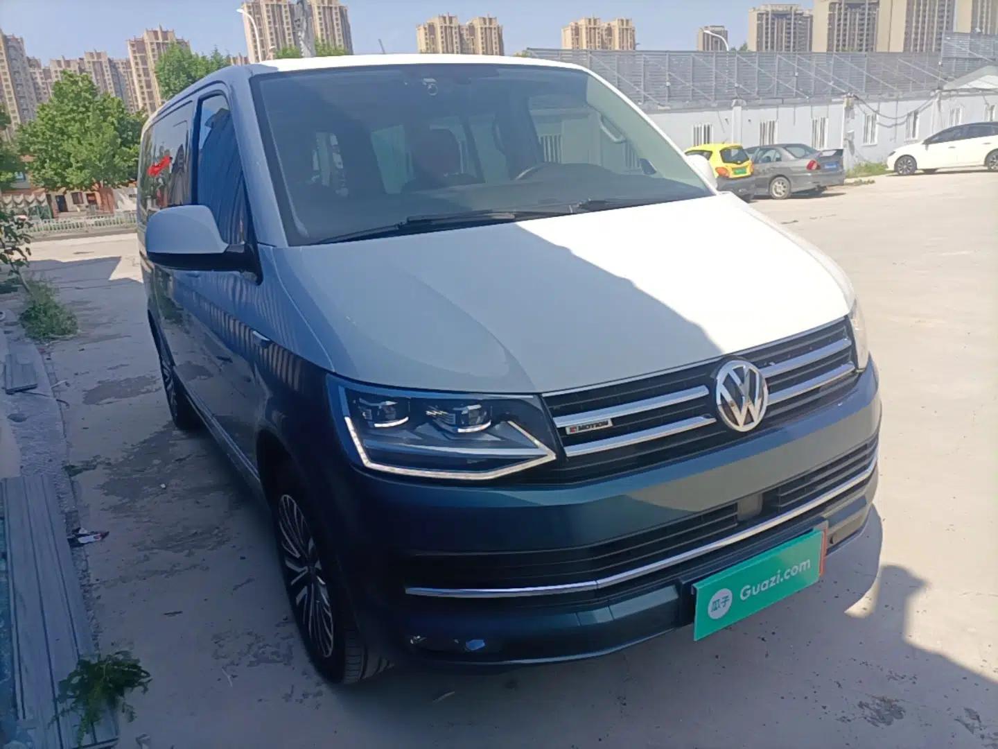 Volkswagen Multivan 2018 2.0 TSI Four-Wheel Drive Comfort Edition 7-Seater — миниатюра 3